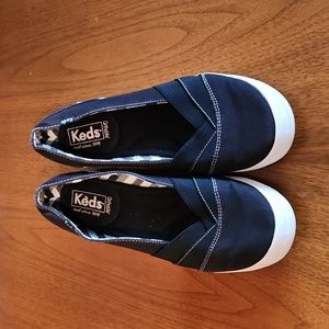 KEDS slip-ons Size 8.5